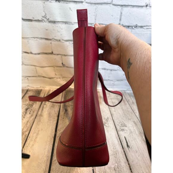 MICHAEL KORS Women’s Frame Out Jet Set Large Tote / Cherry Red - Picture 6 of 15